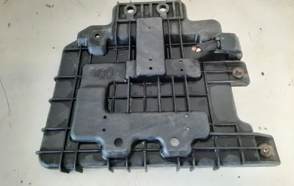 Hyundai ix20 Battery box tray 37150-1P360