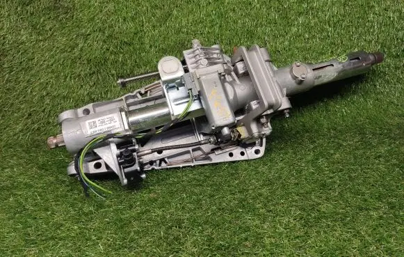 Mercedes-Benz E W212 Steering wheel axle A2124602816