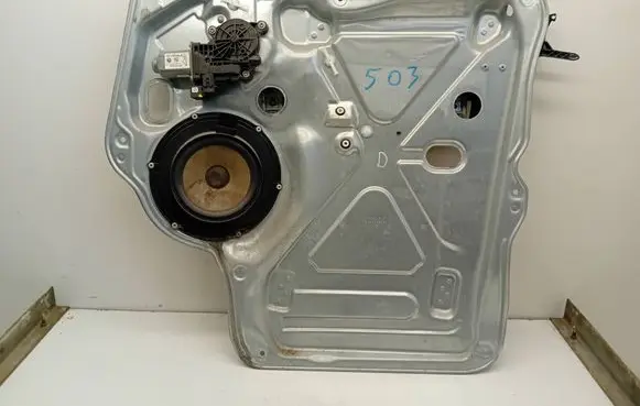 Volkswagen Multivan T5 Front door electric window regulator 7E1837730K 7E0959802