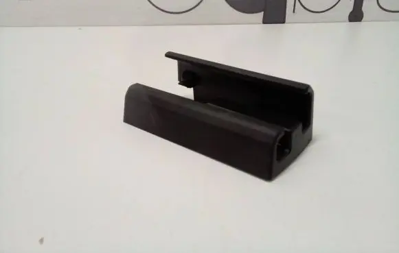 BMW iX Sliding door rail trim 9109959