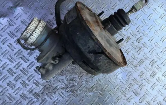Mitsubishi Galant Brake booster 85203519