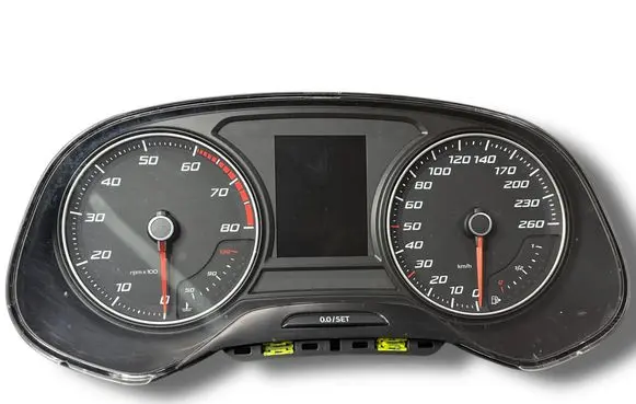 Seat Leon (5F) Clock T762 5F0920862