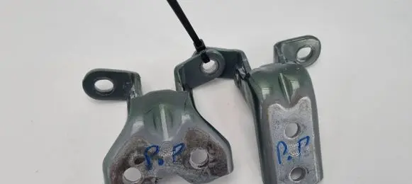 KIA Ceed Front door hinge set KIAZAWIASY