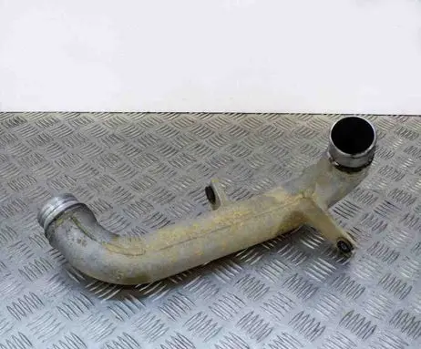 Nissan NP300 Air intake hose/pipe