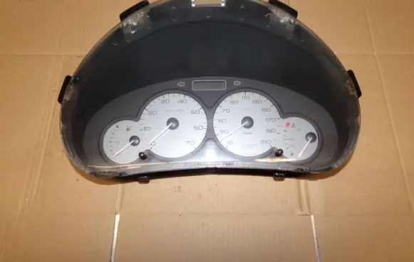 Peugeot Partner Speedometer (instrument cluster) 9662745380