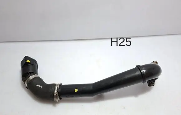Volkswagen Golf VII Intercooler hose/pipe 04L145770H 04L131111T 04L145762E