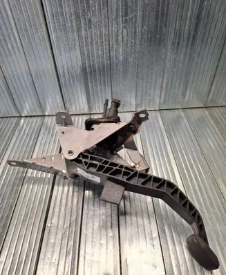 Volvo V40 Clutch pedal 31381271 11839M04 20121031185