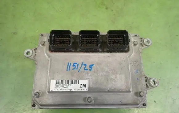 Honda Civic Engine control unit/module ECU 37820-RNA-E21