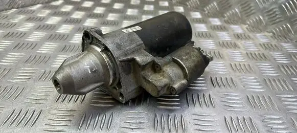 Mercedes-Benz E W212 Starter motor 1005831549