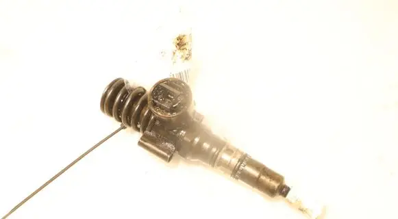 Fuel injector