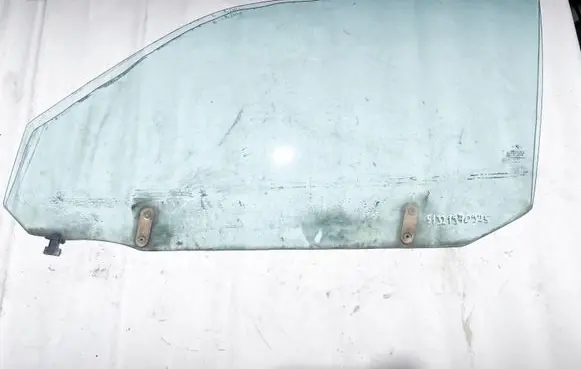 BMW 8 E31 Front door window/glass (coupe) 43R001026 1970925 51321970925