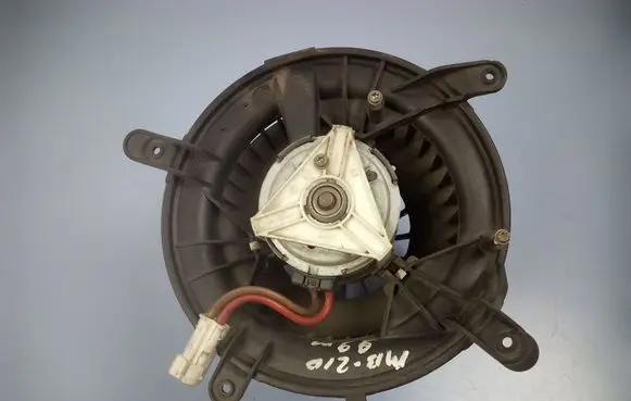 Mercedes-Benz E W210 Heater fan/blower 26739