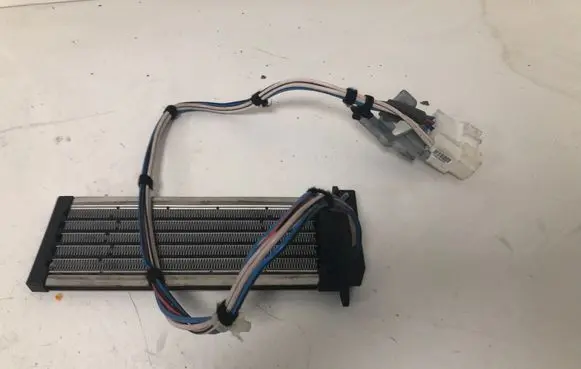 Toyota Avensis T270 Electric engine pre-heating system (optional) MF013410 15T285