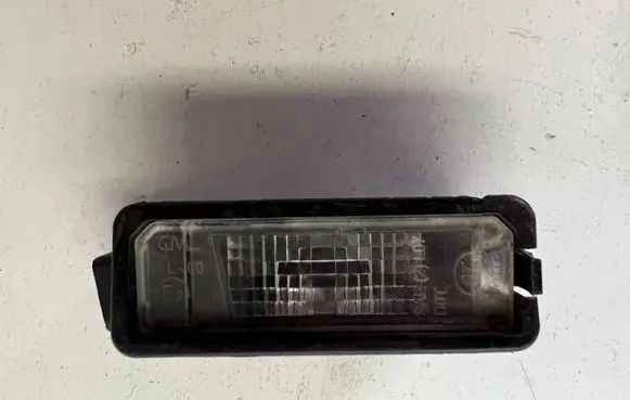 Volkswagen Golf VII Number plate light 1K8943021