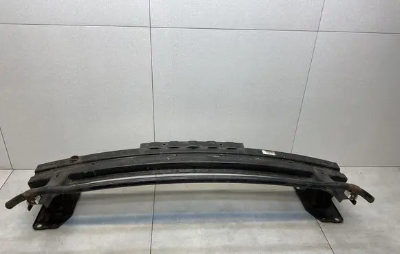 Hyundai i40 Front bumper cross member 