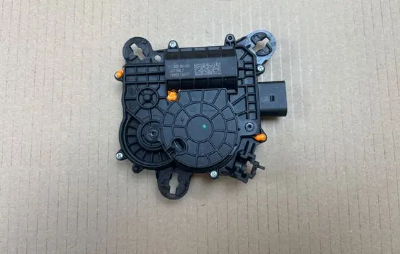 Volkswagen ID.7 Tailgate/trunk/boot lift motor 1T3827887
