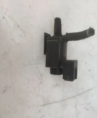 BMW X5 F15 Turbo solenoid valve 70231800 16T300 7810831