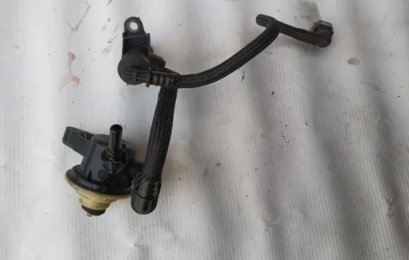 Peugeot 3008 II Fuel temperature sensor 9828711180