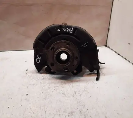 Skoda Roomster (5J) Front wheel hub