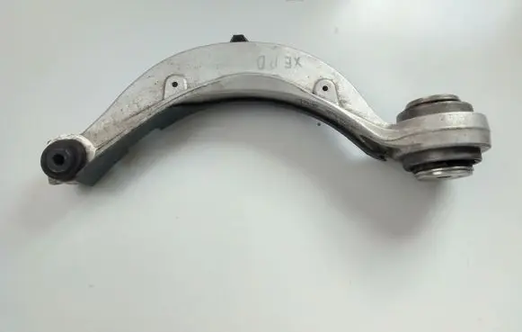 Jaguar XE Front lower control arm/wishbone GX733C256