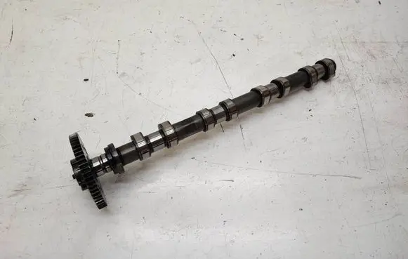 BMW 1 E81 E87 Camshaft 7790596 11317790596
