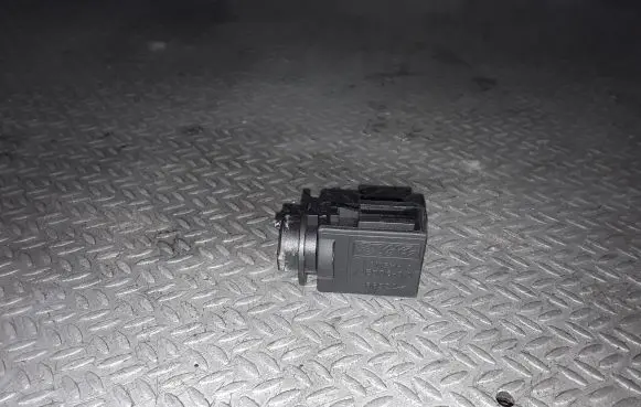 Volvo V50 Air quality sensor 19E906AA