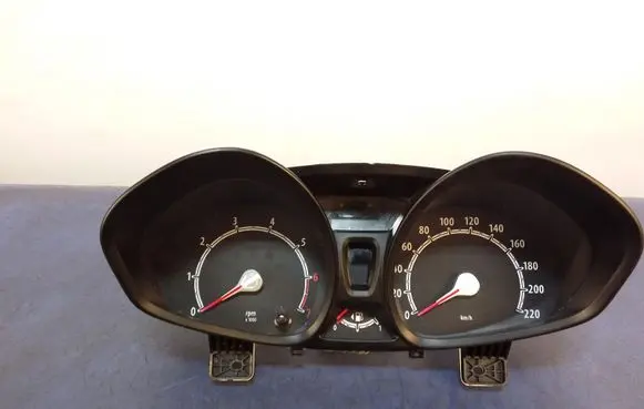 Ford Fiesta Speedometer (instrument cluster) 8A6T-10849-AH