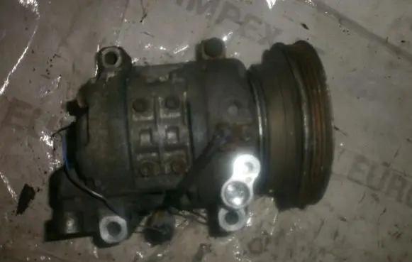 Nissan Almera Air conditioning (A/C) compressor (pump) 926002m218
