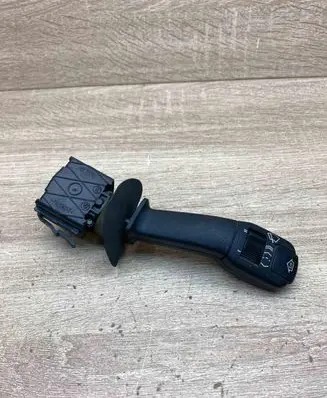 BMW 5 E39 Wiper control stalk 8360880