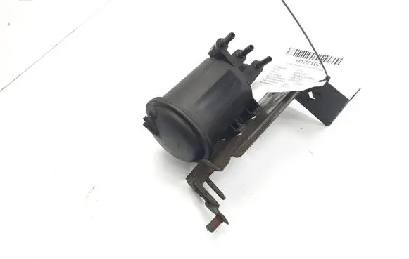 Renault Megane I Fuel filter housing 