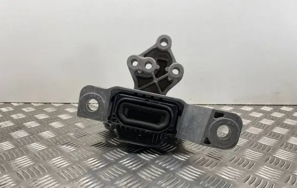 Ford Focus Engine mount bracket JX616F012CE