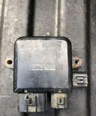 Coolant fan relay