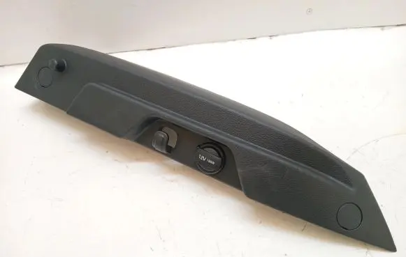 Hyundai i30 Bottom trim 85920-G4100