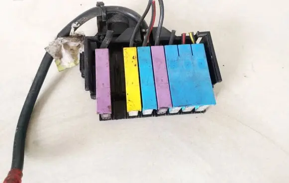 Opel Zafira A Fuse box set 9685661 968566-1