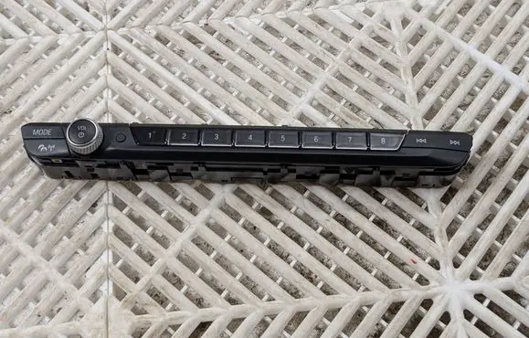 BMW 8 G15 Sound control switch 7949333 11419110