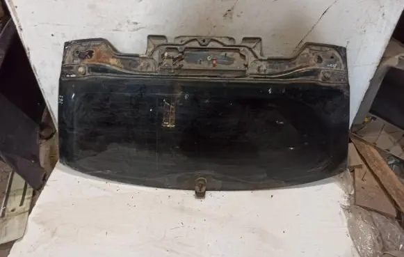 BMW 3 E90 E91 Opening tailgate glass 