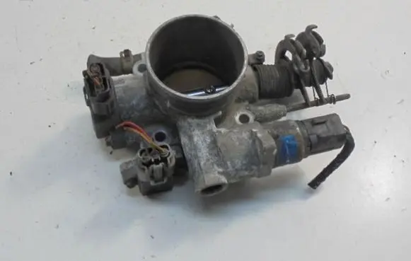 Subaru Legacy Electric throttle body valve A33661R02