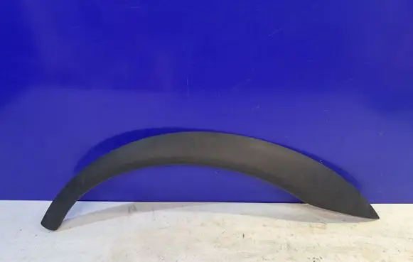 Volvo XC70 Rear arch trim 30678045
