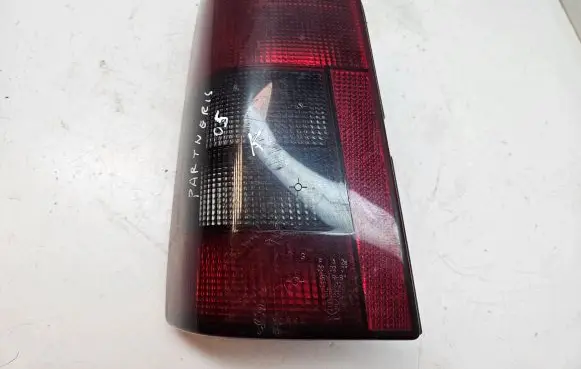 Peugeot Partner Rear/tail lights