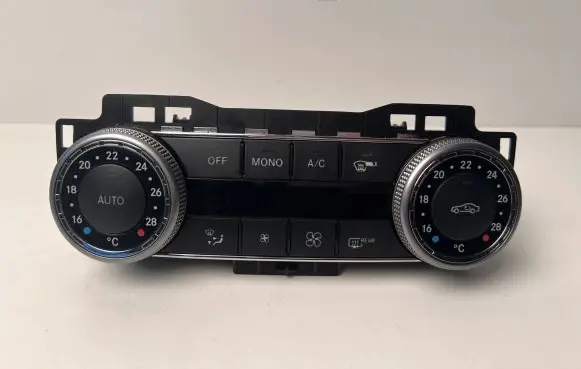 Mercedes-Benz C W204 Climate control unit A2049002103
