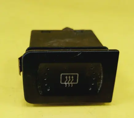 Volkswagen Golf IV Windscreen/window heater switch 1J0959621