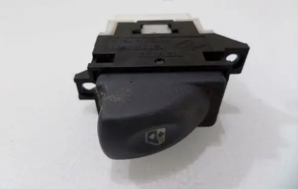 Renault Espace III Electric window control switch 7700876400