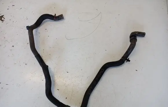 Renault Trafic II (X83) Engine coolant pipe/hose 924106084R
