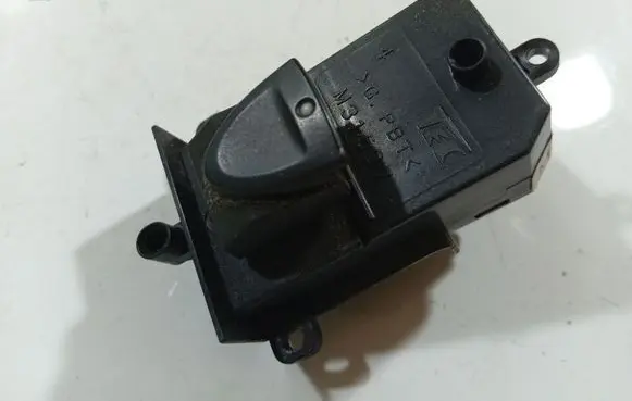 Honda Civic Electric window control switch M31537