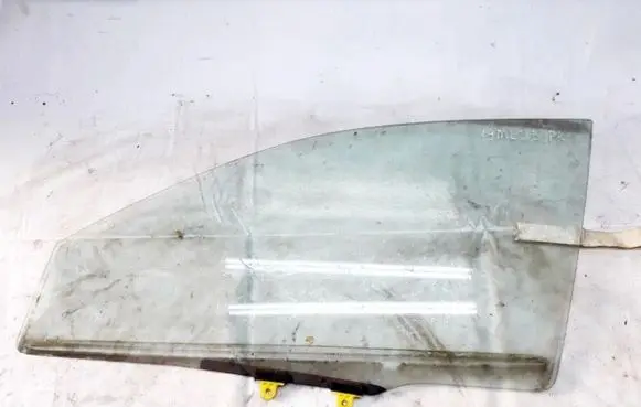 Mitsubishi Lancer Front door window glass four-door