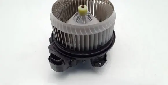 Toyota Auris 150 Heater fan/blower AV2727008083