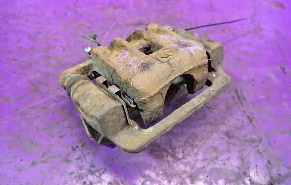 KIA Sportage Rear brake caliper