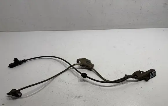 Toyota Auris E180 ABS brake wheel speed sensor 0265007805