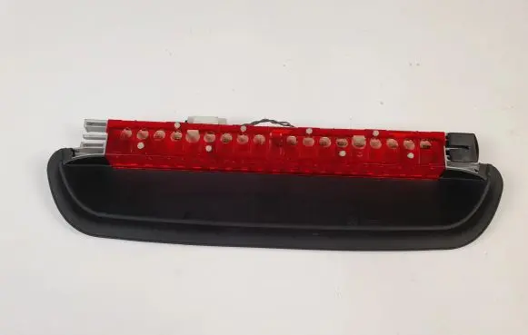 BMW 3 E90 E91 Third/center stoplight