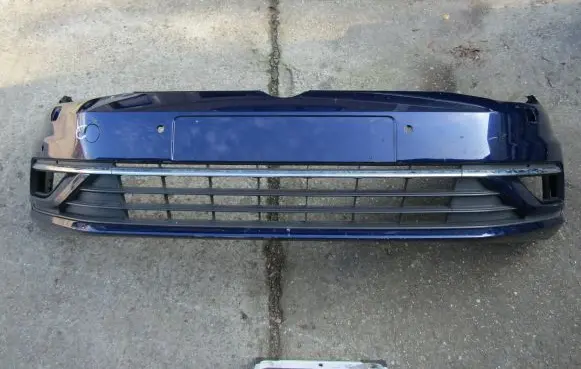 Volkswagen Golf VII Front bumper 5G0807221FL